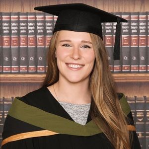 Meet your Posher, Emma